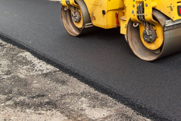 Best Driveway Paving Company  in Crenshaw, MS